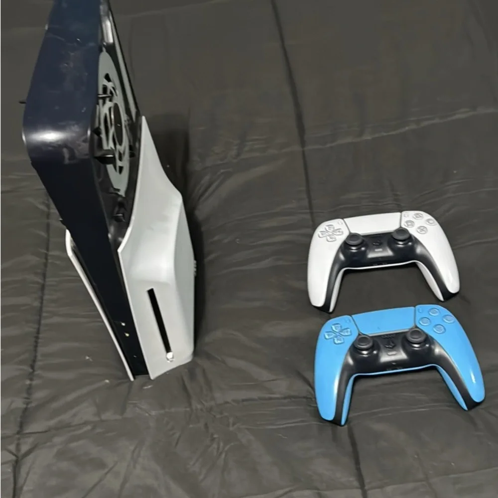 PS5 slim console